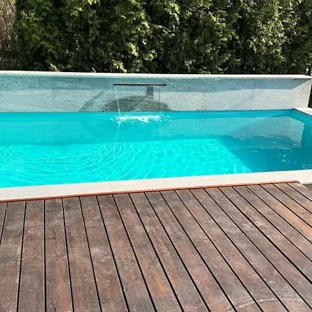 Villa Miejski 8 *