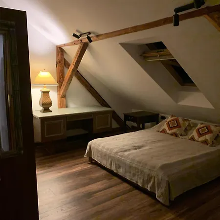 Miejski 8 Villa